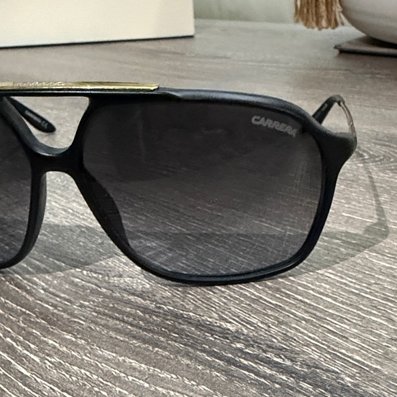 Carrera Black and Gold Sunglasses. - Picture 2 of 10